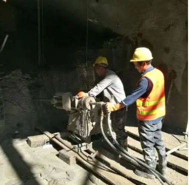 红花岗水下抗分散灌浆料特点 水下不分散注浆料介绍